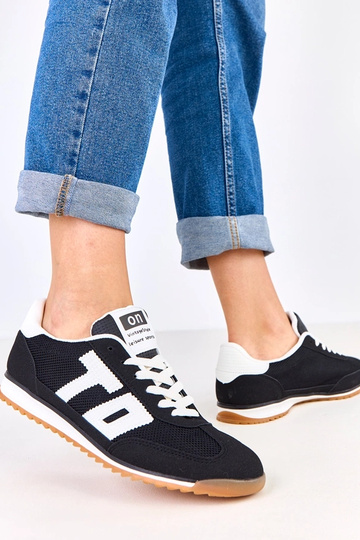 Baskets noires avec...