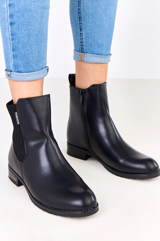 Bottines noires à semelle plate avec...