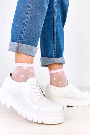 Bottines blanches sur semelle rugueuse, Jetta 2