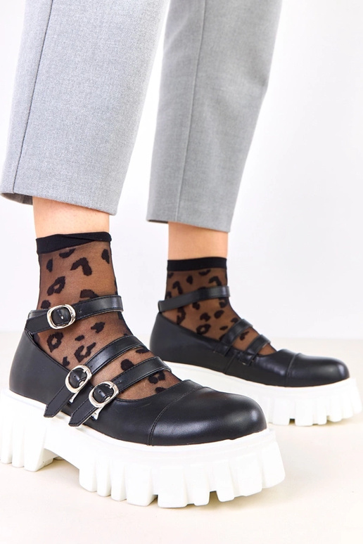 Bottines noires sur semelle de...