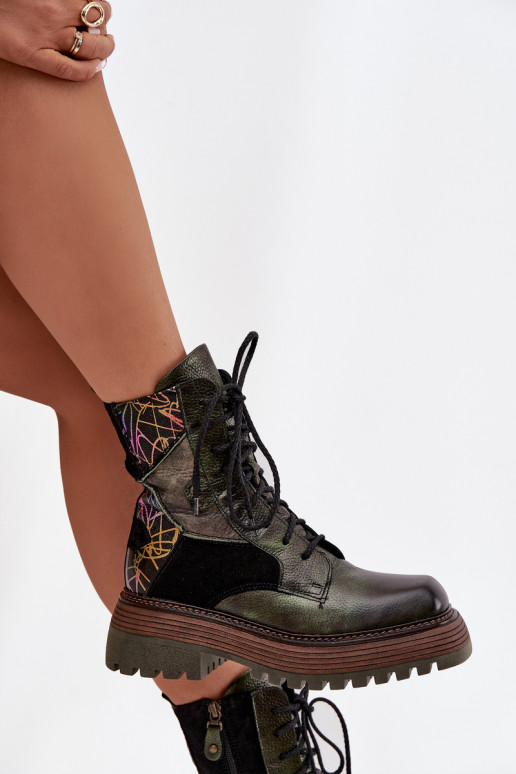 Peau Bottines de travail Féminin avec une plateforme Il fautciejka 07104-09 couleur kaki