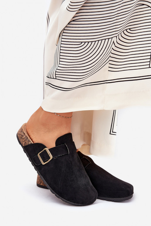 Chaussons Sabots Féminin i avec une plateforme avec boucles couleur noire Selio