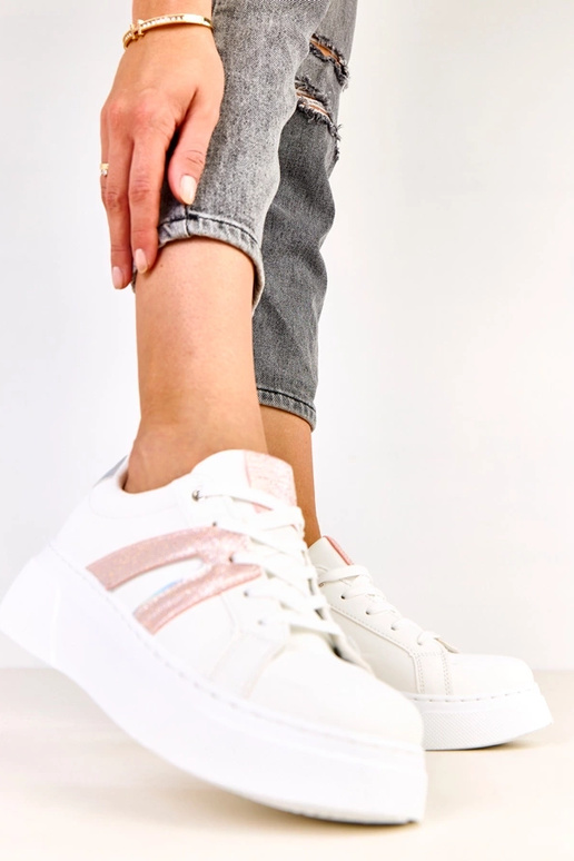 Baskets blanches avec plateforme et...