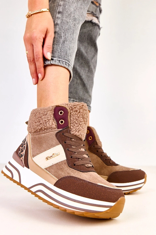 Baskets hautes marron et chaudes avec...