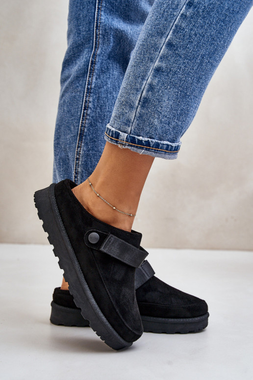 Féminin Chaussons réchauffer avec de la fourrure à l intérieur avec une plateforme couleur noire Azida