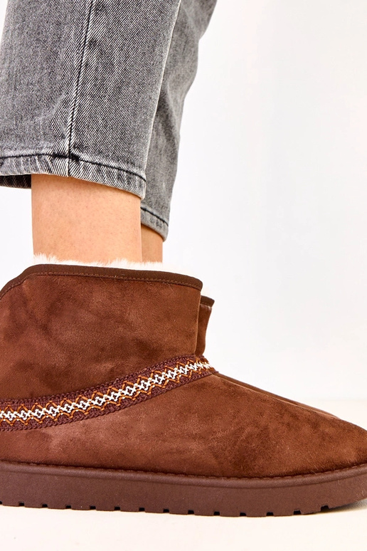 Bottes neige basses marron en suede...