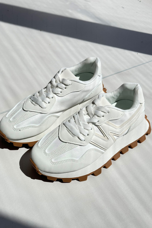 Chaussures modèle baskets baskets Féminin couleur blanche Kalelia