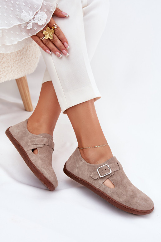 en daim chaussures Barefoot Féminin avec boucles Zazoo N1261 beige en daim chaussures Barefoot Féminin avec boucles Zazoo N1261 beige
