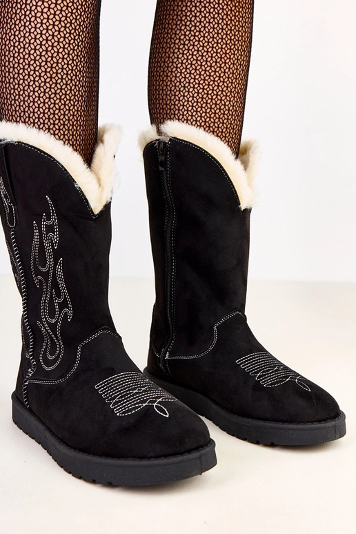 Bottes de neige noires avec broderie... Bottes de neige noires avec broderie...