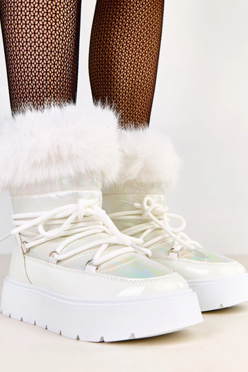 Bottes de neige blanches... 2