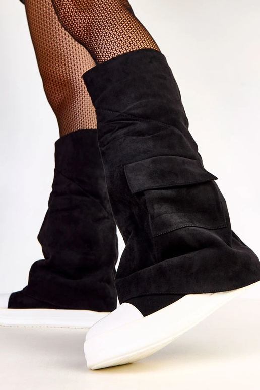Bottes hautes noires en simili daim...