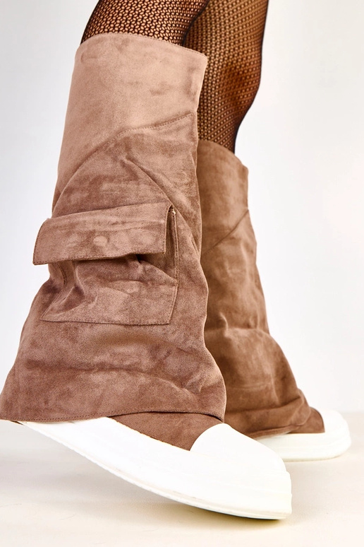 Bottes hautes marron en simili daim...