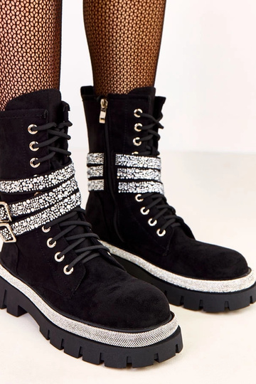 Bottines noires élégantes...