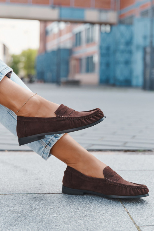 Mocassins pour femmes avec talons larges en simili daim couleur marron "Rivianne"