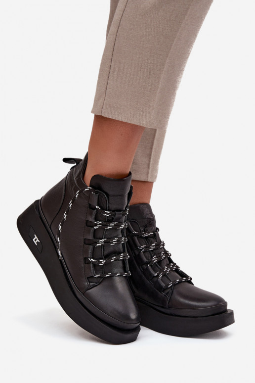 Peau Bottes pour femmes avec une plateforme réchauffer Artiker 55C0809 couleur noire