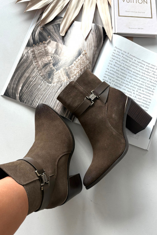 Bottines en daim chaud couleur chaki pour femmes avec talons en cuir naturel Sergio Leone BT25384-S Bottines en daim chaud couleur chaki pour femmes avec talons en cuir naturel Sergio Leone BT25384-S