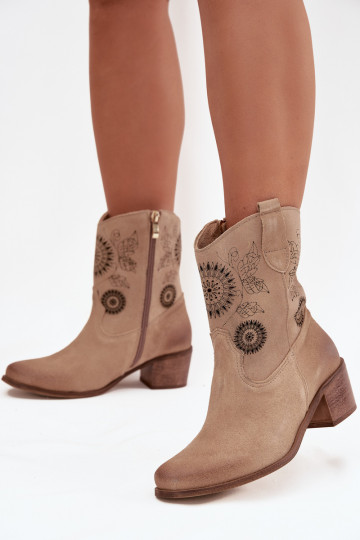 en daim Peau Bottes pour femmes avec des éléments ajourés avec des talons Zazoo 3844 beige 2