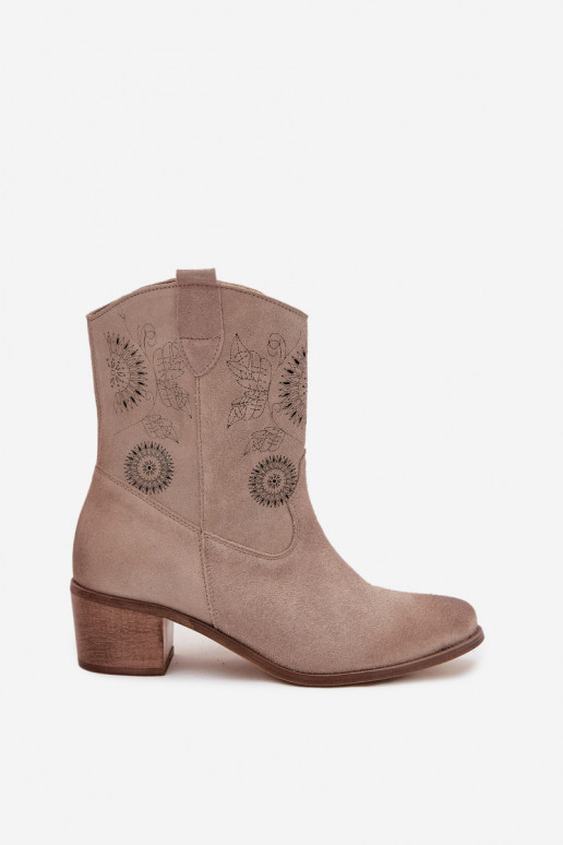 en daim Peau Bottes pour femmes avec des éléments ajourés avec des talons Zazoo 3844 couleur cappuccino