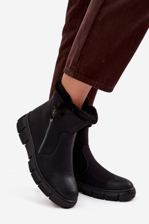 Bottes de neige Féminin avec une plateforme avec un manteau de fourrure couleur noire Briselle Bottes de neige Féminin avec une plateforme avec un manteau de fourrure couleur noire Briselle