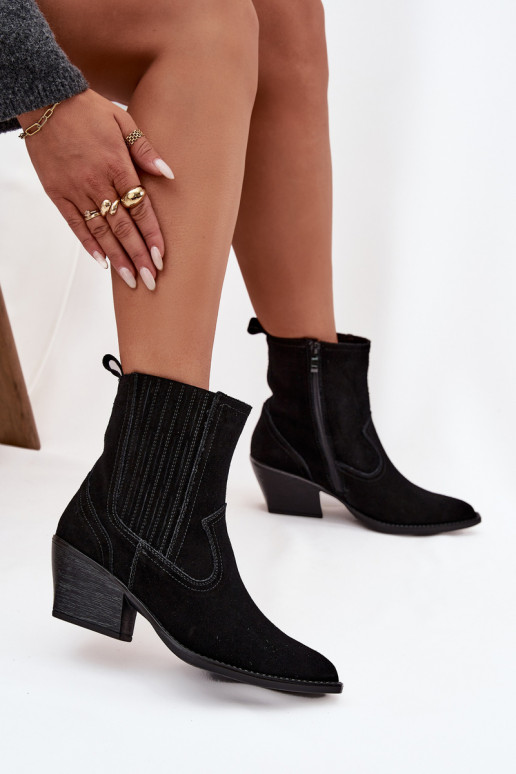 Chaussures en daim style coÀ-boy Féminin avec des talons réchauffer couleur noire Dylira Chaussures en daim style coÀ-boy Féminin avec des talons réchauffer couleur noire Dylira