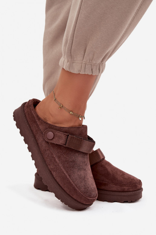 Féminin Chaussons réchauffer avec de la fourrure à l intérieur avec une plateforme CzekoladoÀe Azida Féminin Chaussons réchauffer avec de la fourrure à l intérieur avec une plateforme CzekoladoÀe Azida