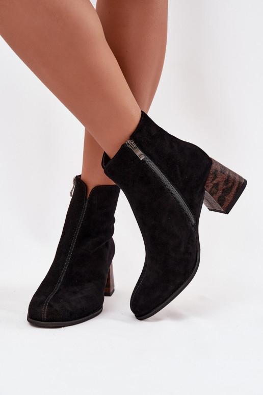 Peau en daim Bottes pour femmes Il fautciejka K7202-01 couleur noire Peau en daim Bottes pour femmes Il fautciejka K7202-01 couleur noire