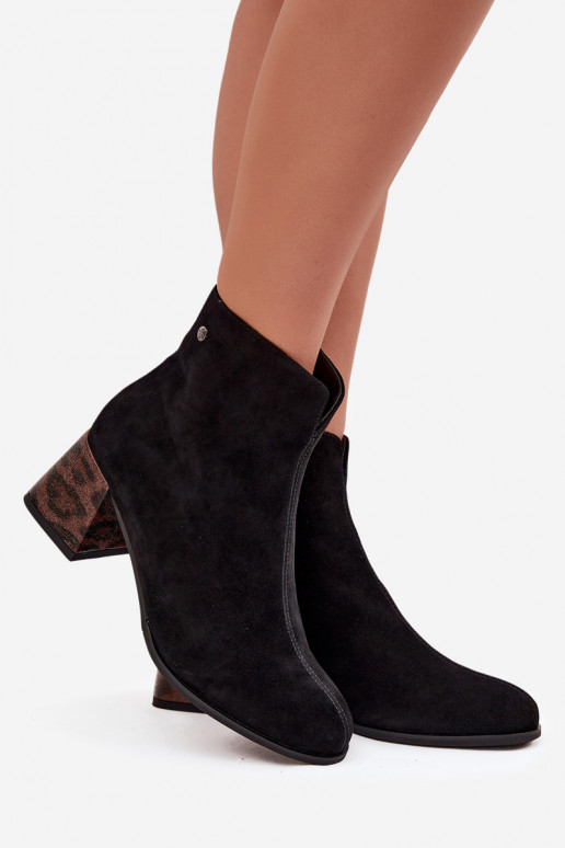 Peau en daim Bottes pour femmes Il fautciejka K7202-01 couleur noire Peau en daim Bottes pour femmes Il fautciejka K7202-01 couleur noire