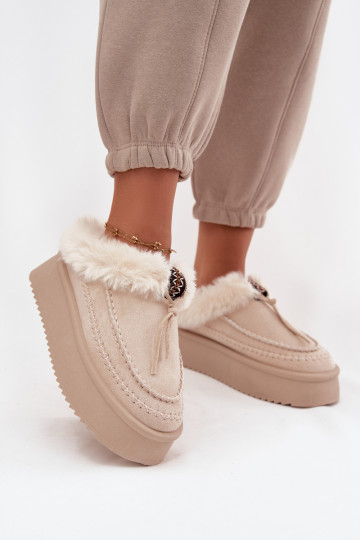 Bottes de neige Féminin avec un manteau de fourrure avec une plateforme beige Rosmira 2
