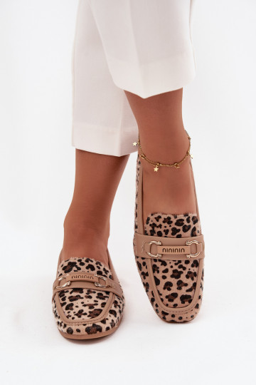 Mocassins pour femmes en sable avec éléments décoratifs et motifs léopard Evelora 2