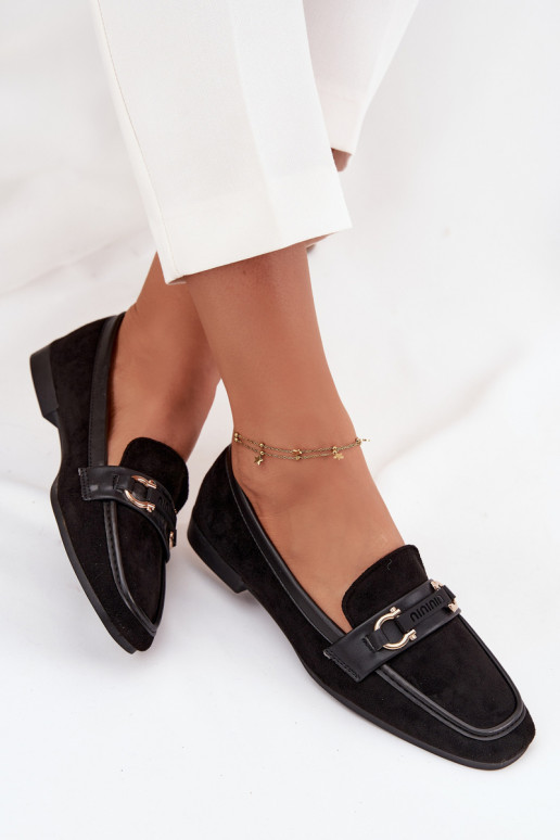 Mocassins Mocassins Féminin Avec des décorations Élément couleur noire Evelora Mocassins Mocassins Féminin Avec des décorations Élément couleur noire Evelora