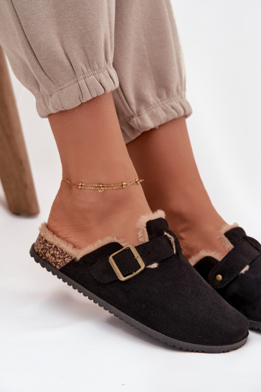 Chaussons Sabots Féminin réchauffer avec de la fourrure à l intérieur avec boucles couleur noire Sylisse Chaussons Sabots Féminin réchauffer avec de la fourrure à l intérieur avec boucles couleur noire Sylisse