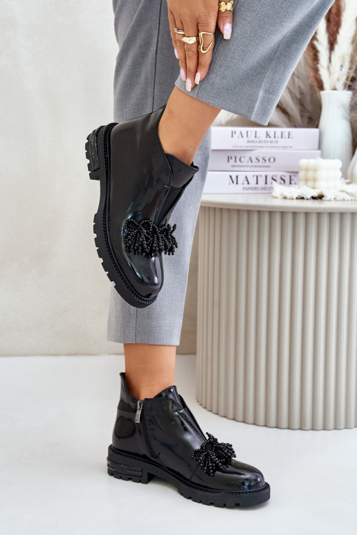 Peau avec effet vernis Bottes avec des ornements réchauffer D&A LZ42-036 couleur noire Peau avec effet vernis Bottes avec des ornements réchauffer D&A LZ42-036 couleur noire