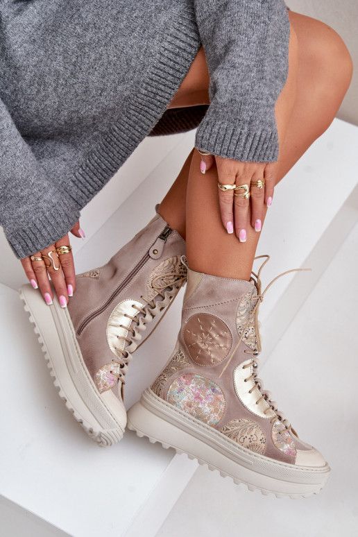 Peau Chaussures en daim avec une plateforme réchauffer Il fautciejka 06565-04 beige Peau Chaussures en daim avec une plateforme réchauffer Il fautciejka 06565-04 beige