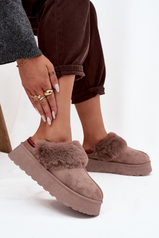 Bottes de neige Féminin avec une plateforme avec un manteau de fourrure I Haftem beige Querina Bottes de neige Féminin avec une plateforme avec un manteau de fourrure I Haftem beige Querina