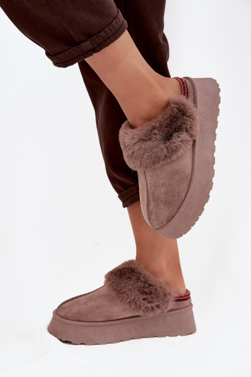 Bottes de neige Féminin avec une plateforme avec un manteau de fourrure I Haftem beige Querina Bottes de neige Féminin avec une plateforme avec un manteau de fourrure I Haftem beige Querina