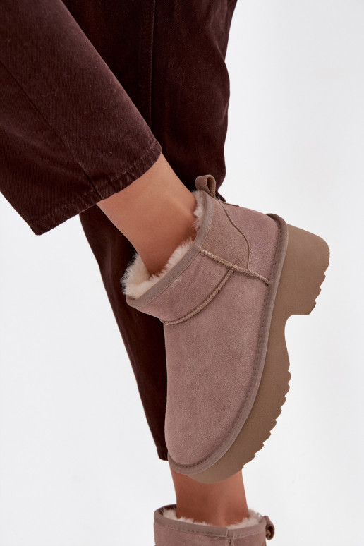 Bottes de neige FémininActivéturalnego en daimu réchauffer avec de la fourrure à l intérieur couleur kaki Milora Bottes de neige FémininActivéturalnego en daimu réchauffer avec de la fourrure à l intérieur couleur kaki Milora