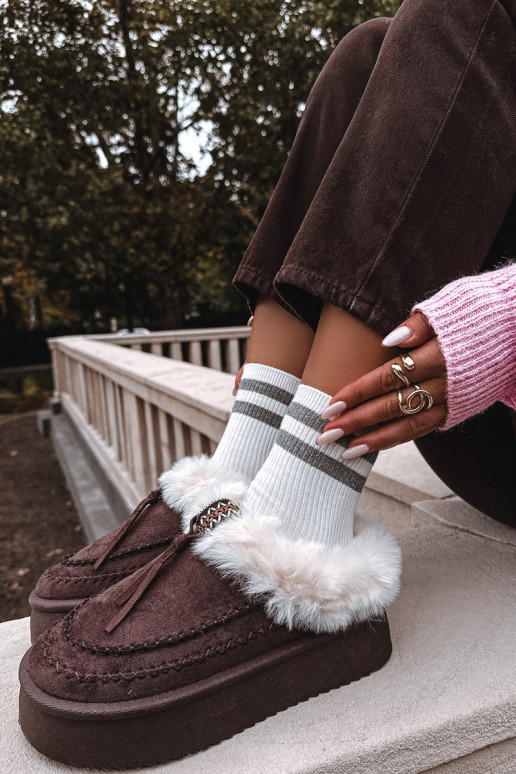 Bottes de neige Féminin avec un manteau de fourrure avec une plateforme CzekoladoÀe Rosmira Bottes de neige Féminin avec un manteau de fourrure avec une plateforme CzekoladoÀe Rosmira