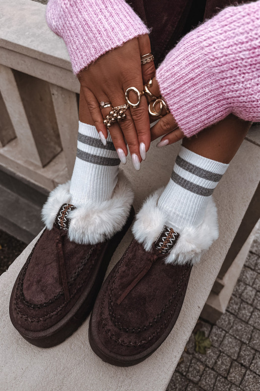 Bottes de neige Féminin avec un manteau de fourrure avec une plateforme CzekoladoÀe Rosmira Bottes de neige Féminin avec un manteau de fourrure avec une plateforme CzekoladoÀe Rosmira
