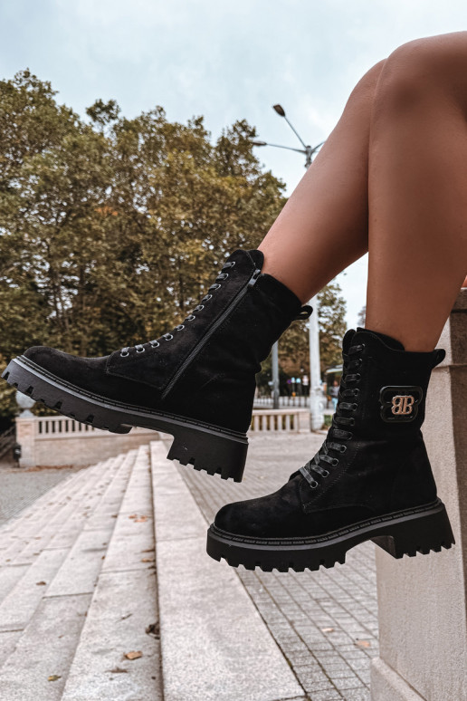 Bottes DANSokrery Féminin Avec des décorations Élément réchauffer couleur noire Kalindra Bottes DANSokrery Féminin Avec des décorations Élément réchauffer couleur noire Kalindra