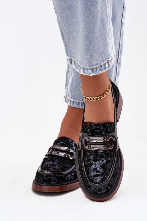 Peau Mocassins en daim Féminin Avec des décorations Detalem D&A MR52-178 couleur noire Peau Mocassins en daim Féminin Avec des décorations Detalem D&A MR52-178 couleur noire