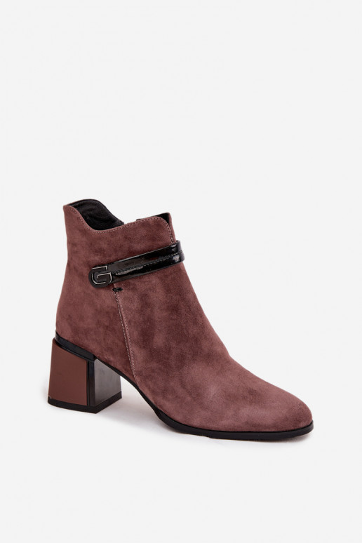 en daim Peau Bottes pour femmes avec des talons décorés réchauffer D&A CR52-650 marron en daim Peau Bottes pour femmes avec des talons décorés réchauffer D&A CR52-650 marron