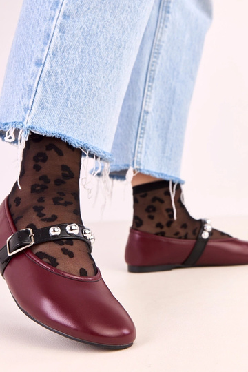 Ballerines Faira en rouge foncé avec boucle décorée