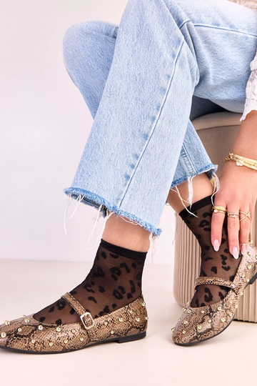 Ballerines Selena en cuir marron avec motif serpent, décorées de perles