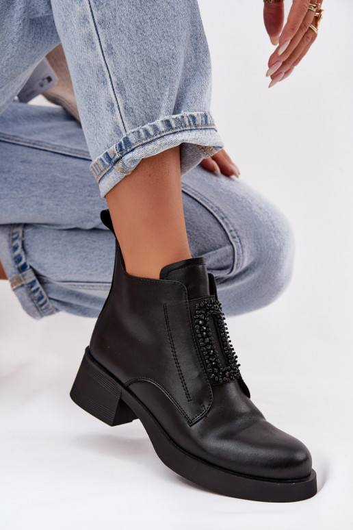 Peau Bottes pour femmes Klocke avec des ornements D&A JC52-869 couleur noire Peau Bottes pour femmes Klocke avec des ornements D&A JC52-869 couleur noire