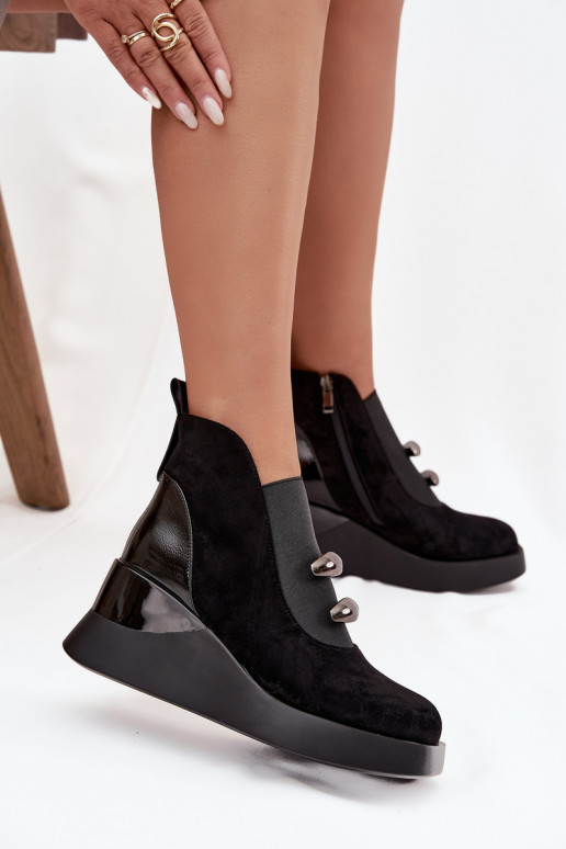 Bottes pour femmes Sur un coin D&A MR52-106 couleur noire Bottes pour femmes Sur un coin D&A MR52-106 couleur noire