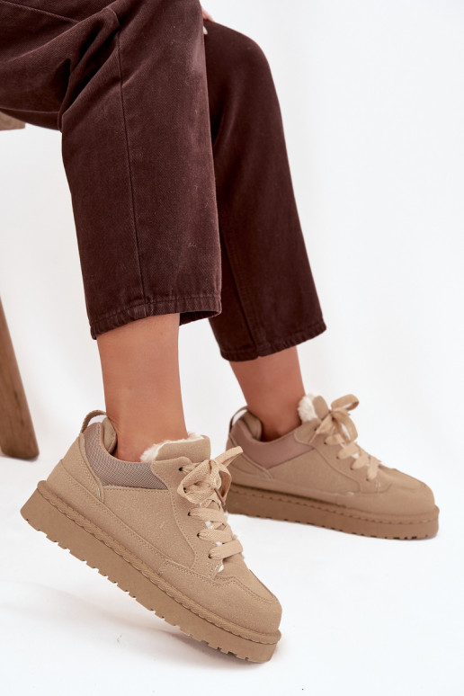 Chaussures modèle baskets Féminin réchauffer avec de la fourrure à l intérieur beige Cyrissa Chaussures modèle baskets Féminin réchauffer avec de la fourrure à l intérieur beige Cyrissa