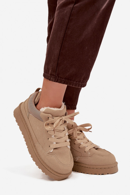 Chaussures modèle baskets Féminin réchauffer avec de la fourrure à l intérieur beige Cyrissa Chaussures modèle baskets Féminin réchauffer avec de la fourrure à l intérieur beige Cyrissa