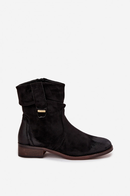Bottes pour femmes Sur un talon bas Avec des volants réchauffer couleur noire Gracia Bottes pour femmes Sur un talon bas Avec des volants réchauffer couleur noire Gracia