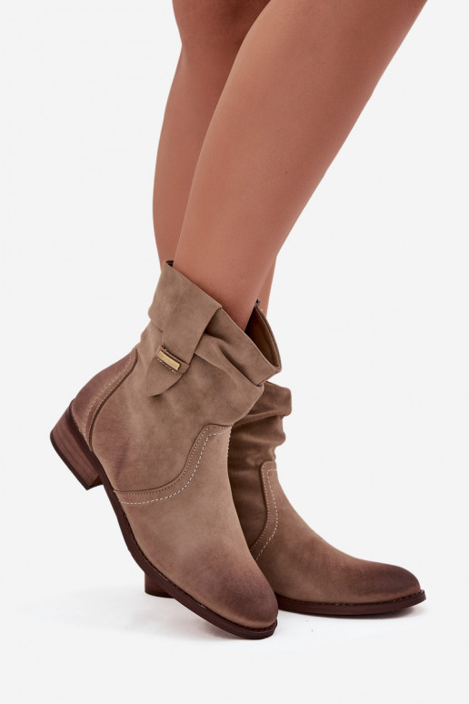 Bottes pour femmes Sur un talon bas Avec des volants réchauffer couleur kaki Gracia Bottes pour femmes Sur un talon bas Avec des volants réchauffer couleur kaki Gracia