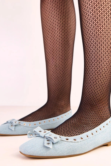 Ballerines en jean avec des...